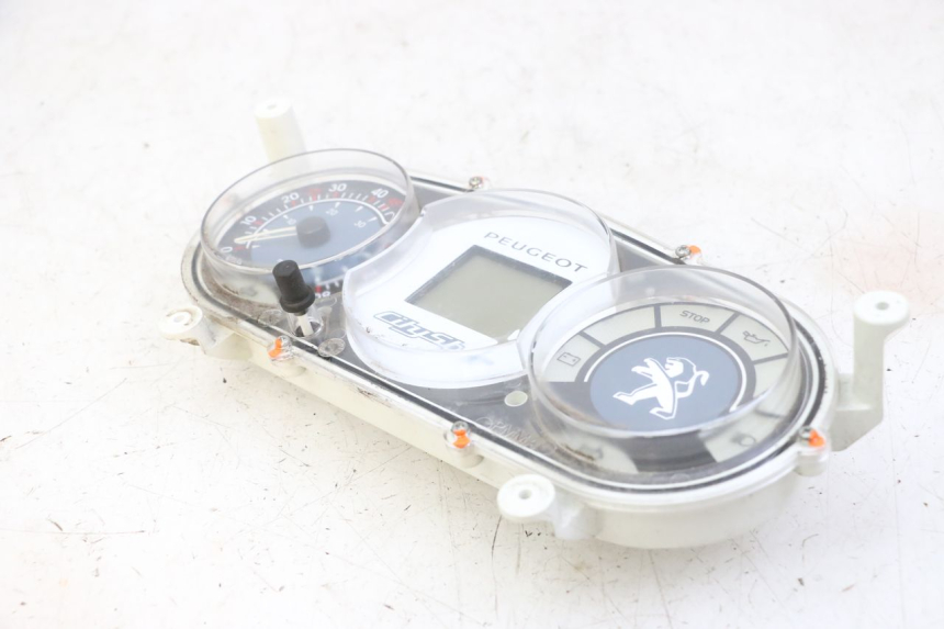 photo de LICZNIK PEUGEOT CITYSTAR 50 (2013 - 2017) - Inny kąt widzenia