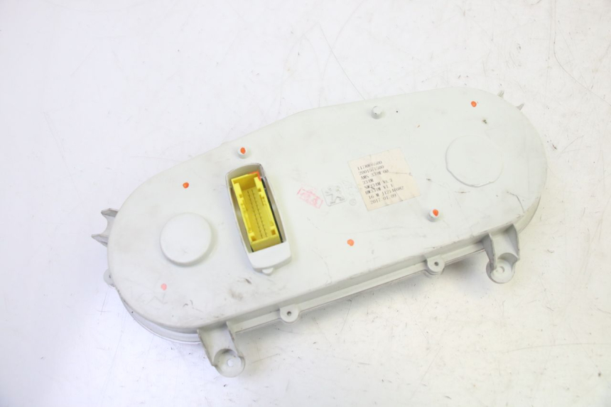 photo de LICZNIK PEUGEOT CITYSTAR 50 (2013 - 2017) - Stan powierzchni