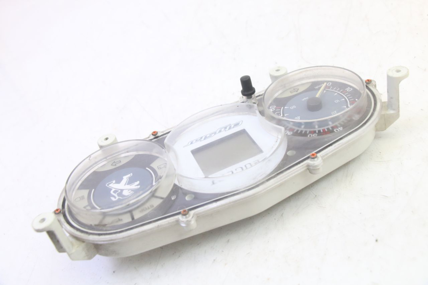 photo de LICZNIK PEUGEOT CITYSTAR 50 (2013 - 2017) - Punkty mocowania