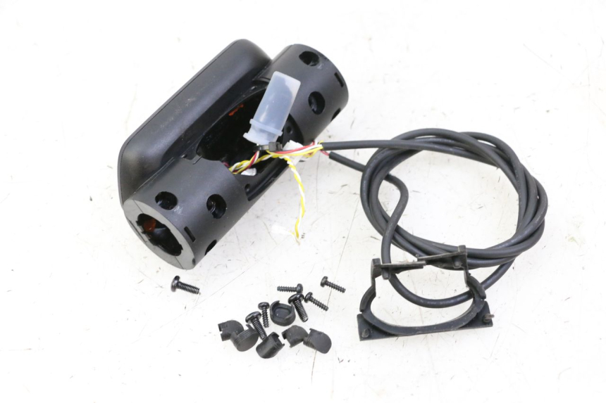 photo de LICZNIK SEGWAY NINEBOT E2 1 - Inny kąt widzenia