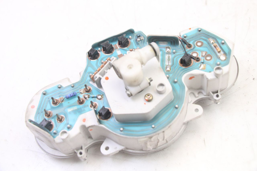 photo de LICZNIK PEUGEOT ELYSEO 125 (1999 - 2004) - Stan powierzchni