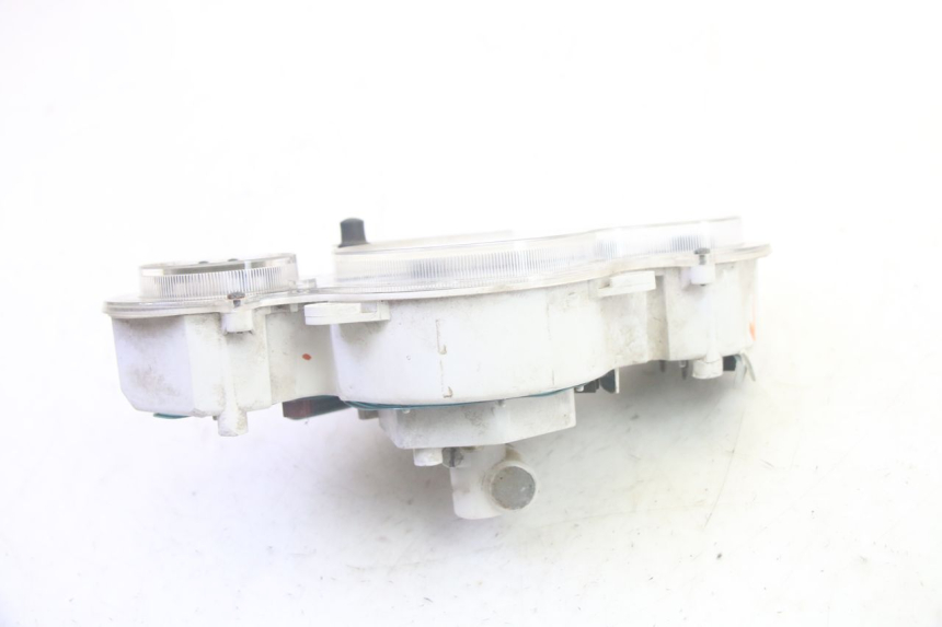 photo de LICZNIK PEUGEOT ELYSEO 125 (1999 - 2004) - Punkty mocowania