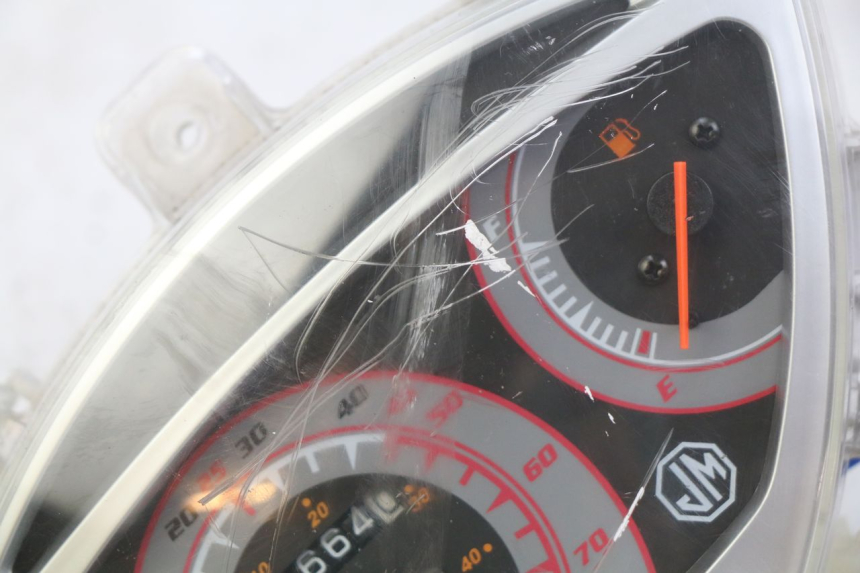 photo de LICZNIK JM MOTORS EVOLIS 4T 50 (2018 - 2022) - Stan powierzchni