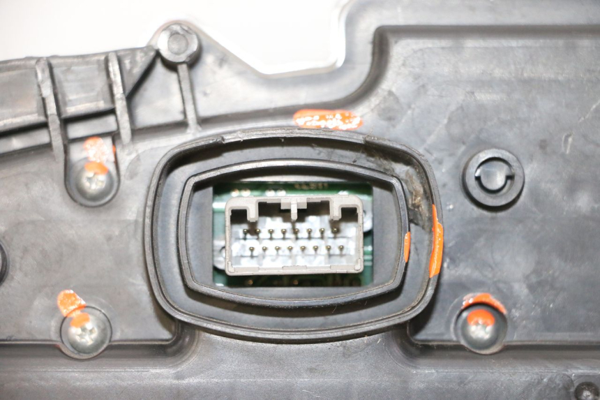 photo de LICZNIK HONDA FES S-WING SWING ABS 125 (2007 - 2015) - Widok produktu