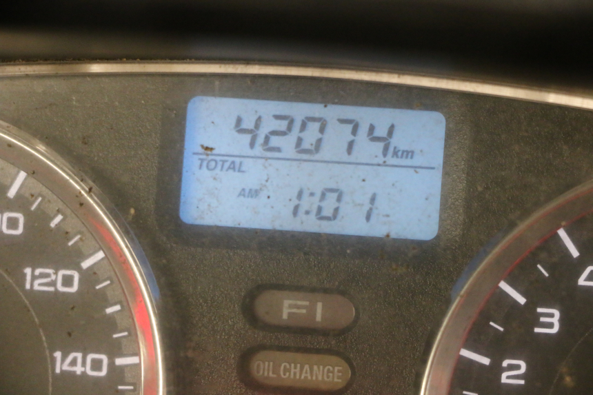 photo de LICZNIK HONDA FES S-WING SWING ABS 125 (2007 - 2015) - Zbliżenie techniczne