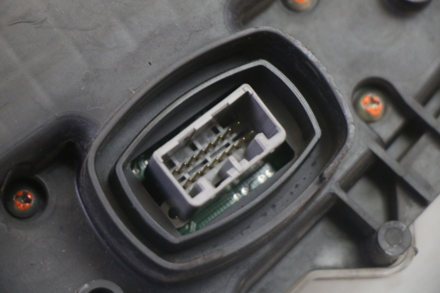 photo de LICZNIK HONDA FES S-WING SWING ABS 125 (2007 - 2015) - Widok produktu