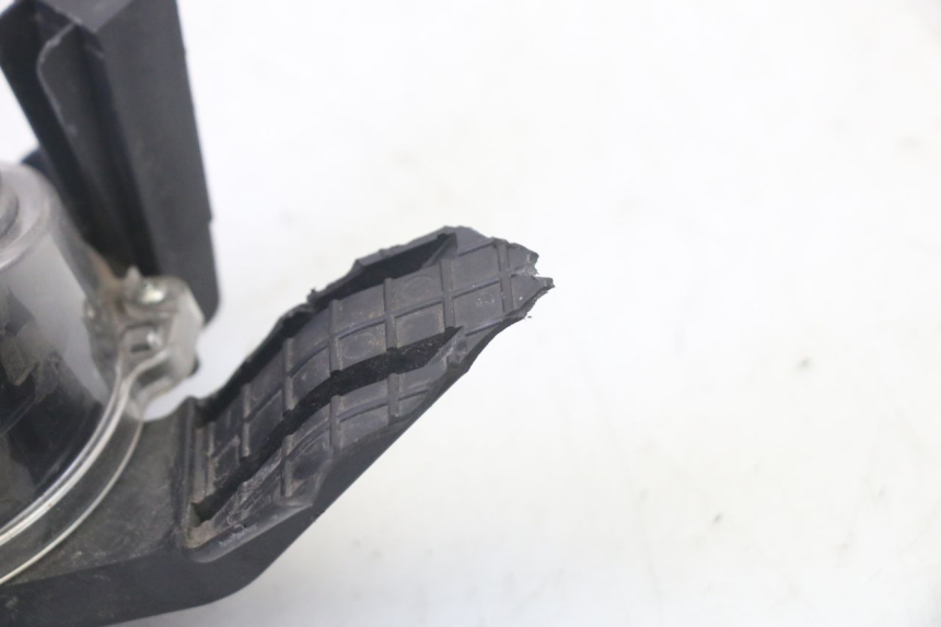 photo de LICZNIK HONDA FES S-WING SWING ABS 125 (2007 - 2015) - Punkty mocowania