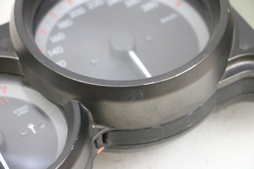 photo de LICZNIK YAMAHA FJR ABS 1300 (2006 - 2012) - Widok ogólny