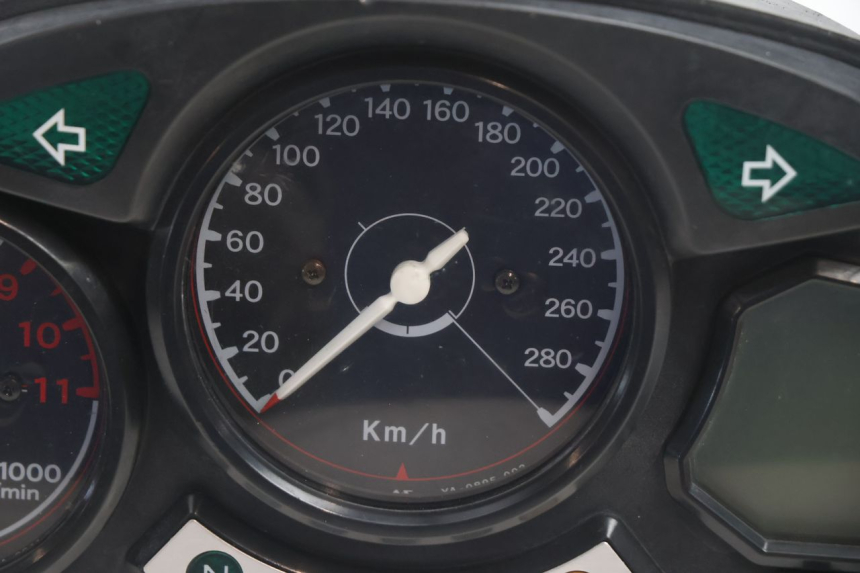 photo de LICZNIK YAMAHA FJR 1300 (2001 - 2005) - Zoom stanu zużycia