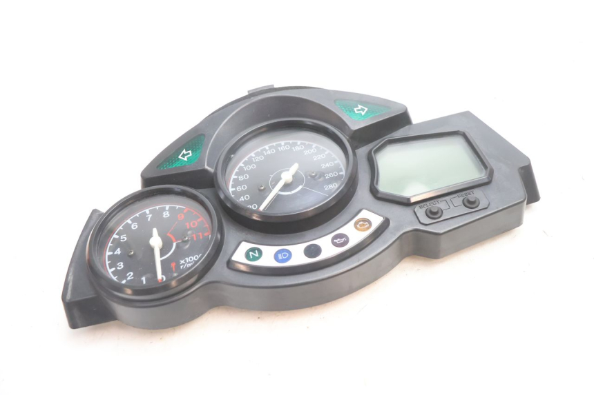 photo de LICZNIK YAMAHA FJR 1300 (2001 - 2005) - Widok ogólny