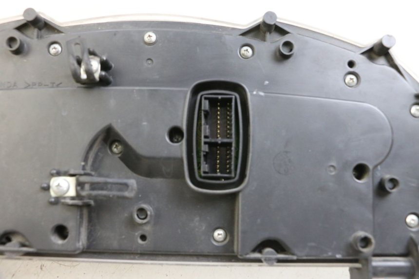 photo de LICZNIK HONDA FJS SILVER WING SILVERWING 400 (2005 - 2008) - Punkty mocowania