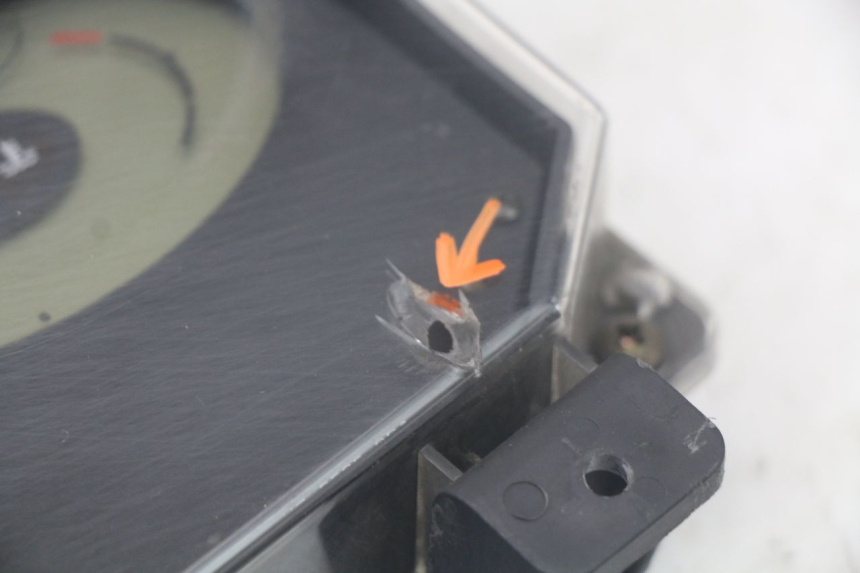 photo de LICZNIK HONDA FJS SILVERWING SILVER WING 600 (2001 - 2010) - Stan powierzchni