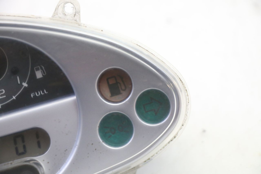 photo de LICZNIK PIAGGIO FLY 2T 50 (2004 - 2017) - Zbliżenie techniczne