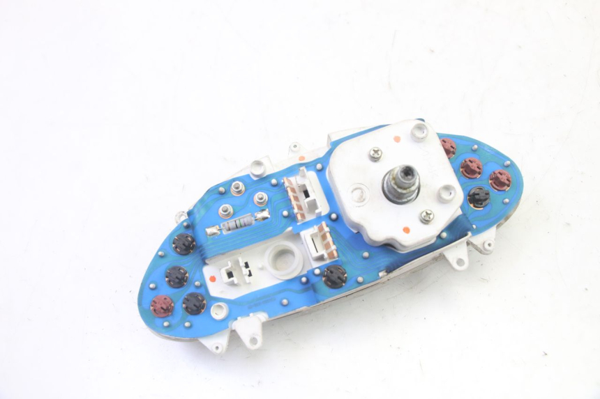 photo de LICZNIK PIAGGIO FLY 2T 50 (2004 - 2017) - Stan powierzchni