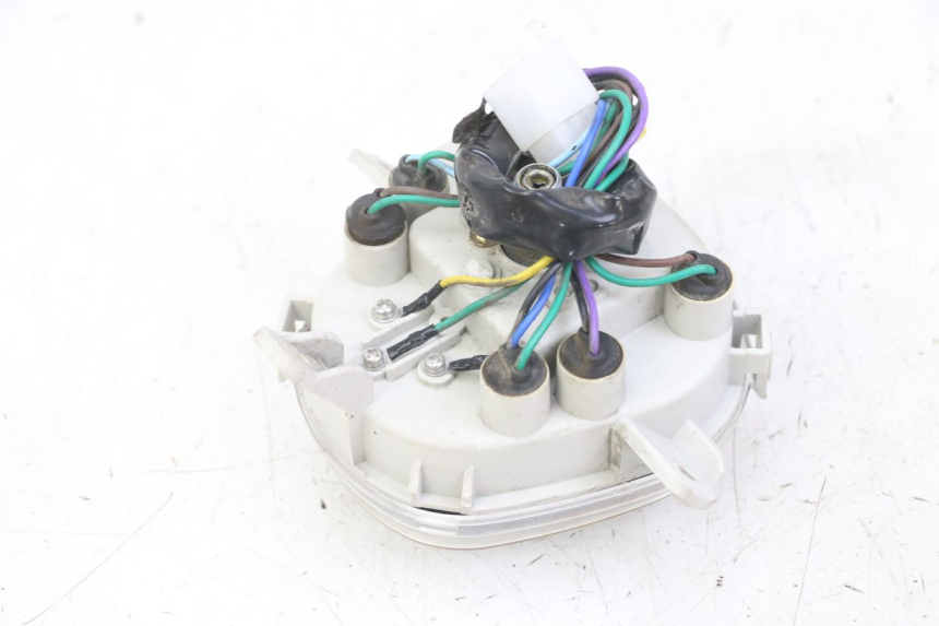 photo de LICZNIK VENESI FLY RETRO 4T 50 (2020 - 2025) - Zoom stanu zużycia