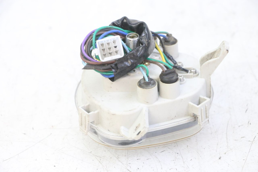 photo de LICZNIK VENESI FLY RETRO 4T 50 (2020 - 2025) - Inny kąt widzenia