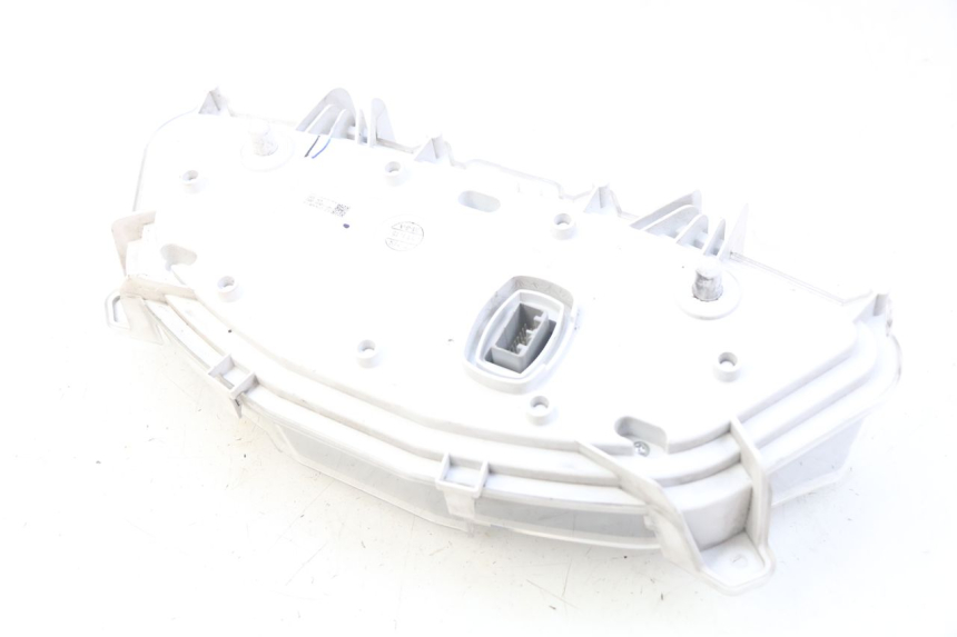 photo de LICZNIK HONDA FORZA 125 (2015 - 2016) - Stan powierzchni