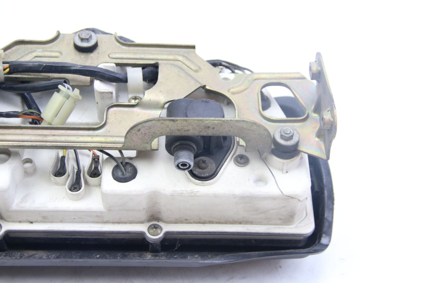 photo de LICZNIK SUZUKI GSX-F GSX  F 1100 (1988 - 1994) - Stan powierzchni