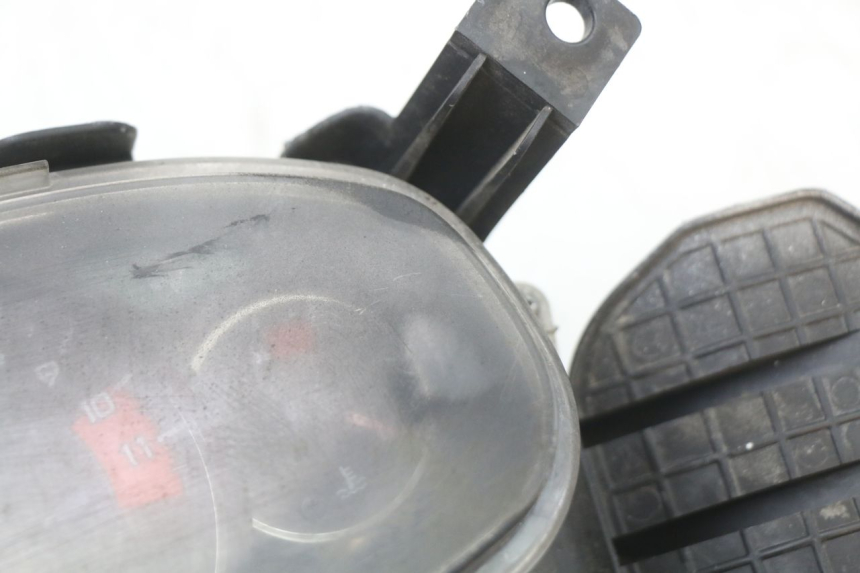 photo de LICZNIK HONDA FES S-WING SWING 125 (2007 - 2015) - Zbliżenie techniczne