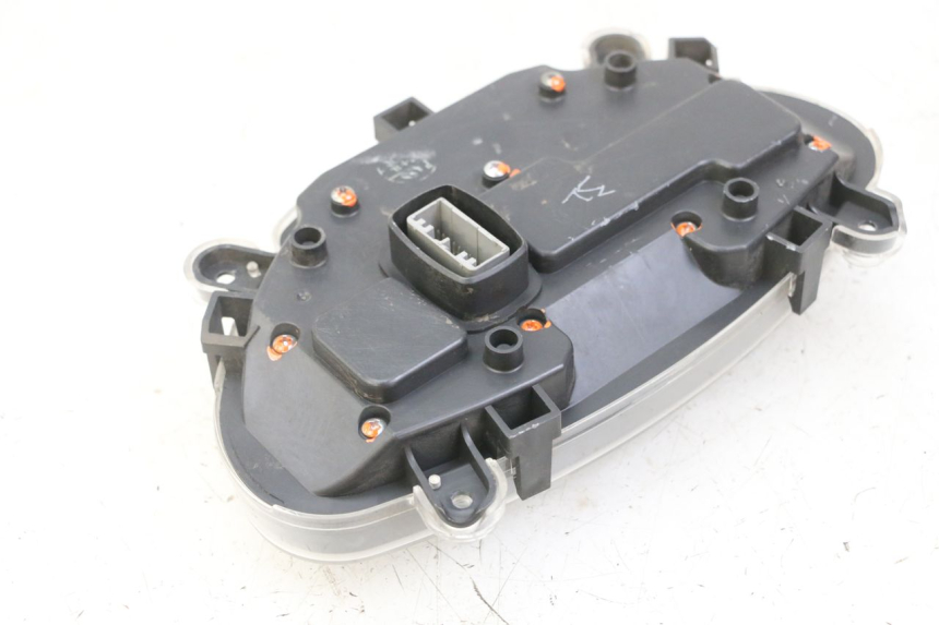 photo de LICZNIK PIAGGIO IE MP3 YOURBAN 300 (2011 - 2016) - Zoom stanu zużycia