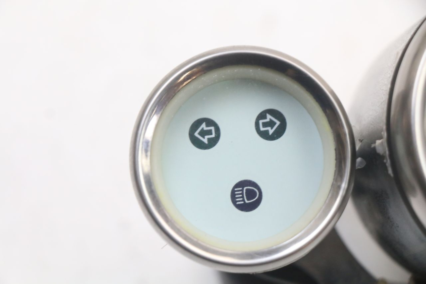 photo de LICZNIK JM MOTORS OLDIES 4T 50 (2010 - 2020) - Zoom stanu zużycia