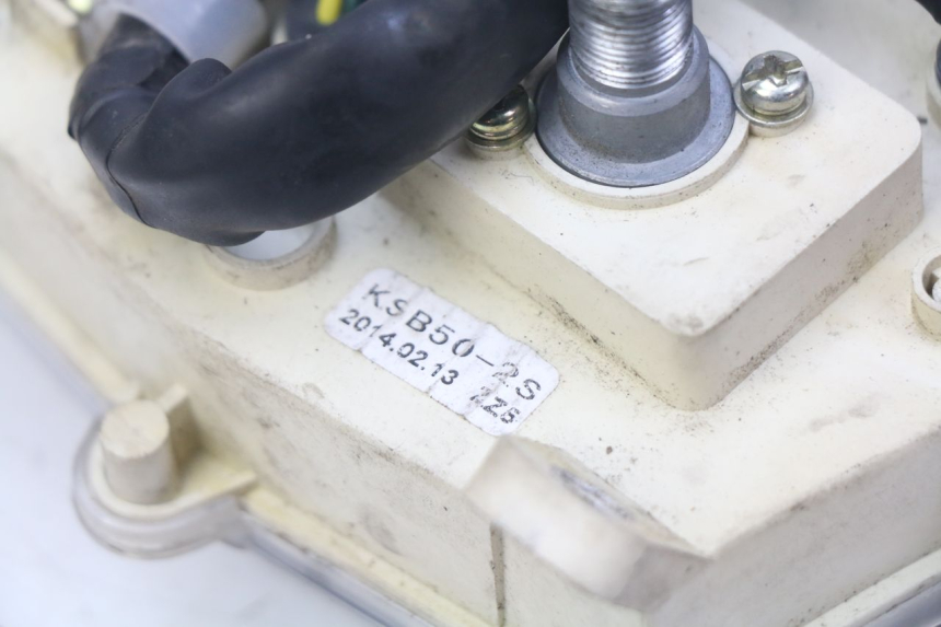 photo de LICZNIK PEUGEOT KISBEE 2T 50 (2010 - 2017) - Inny kąt widzenia