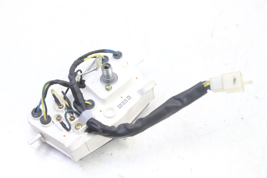 photo de LICZNIK PEUGEOT KISBEE 2T 50 (2018 - 2022) - Punkty mocowania