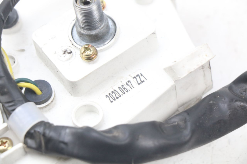 photo de LICZNIK PEUGEOT KISBEE 4T 50 (2018 - 2022) - Zoom stanu zużycia