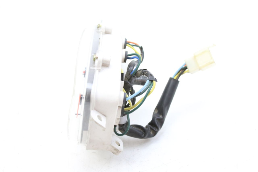 photo de LICZNIK PEUGEOT KISBEE 4T 50 (2010 - 2017) - Widok ogólny