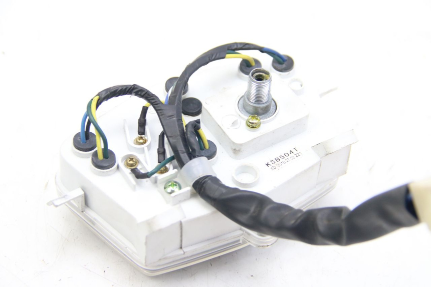 photo de LICZNIK PEUGEOT KISBEE 4T 50 (2018 - 2022) - Widok ogólny