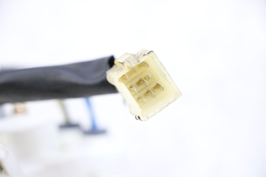 photo de LICZNIK PEUGEOT KISBEE 4T 50 (2018 - 2022) - Inny kąt widzenia