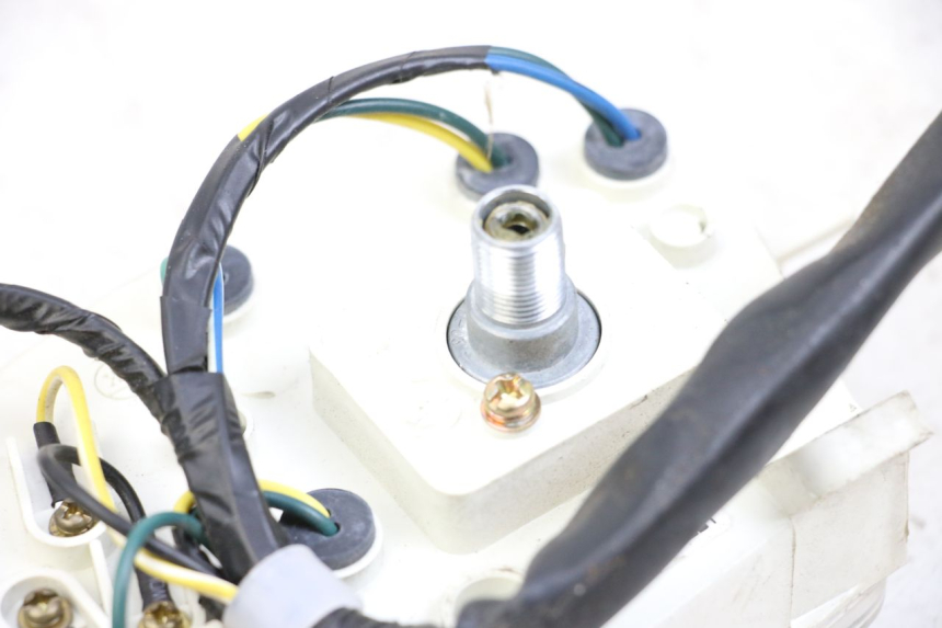 photo de LICZNIK PEUGEOT KISBEE 4T 50 (2018 - 2022) - Widok ogólny