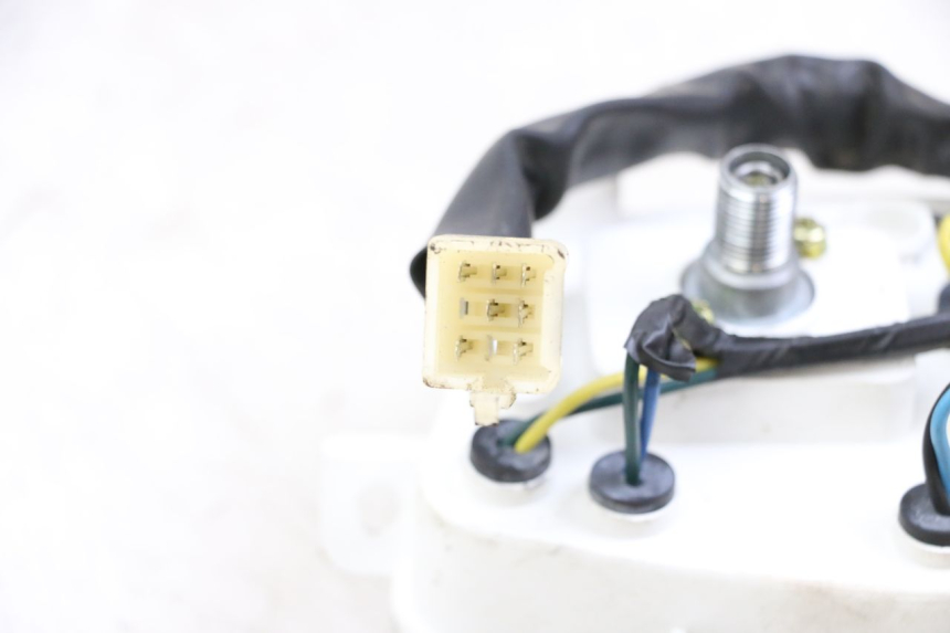 photo de LICZNIK PEUGEOT KISBEE 4T 50 (2018 - 2022) - Inny kąt widzenia