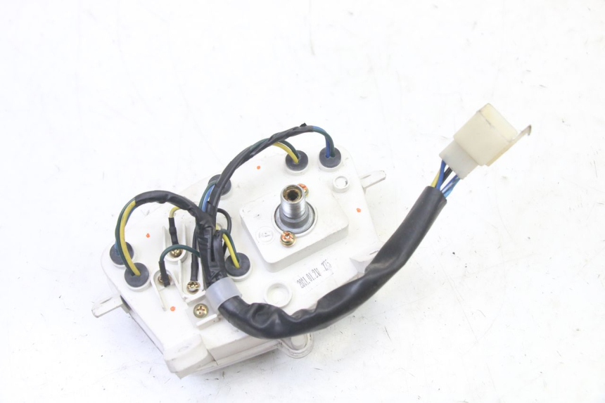 photo de LICZNIK PEUGEOT KISBEE 4T 50 (2018 - 2022) - Punkty mocowania