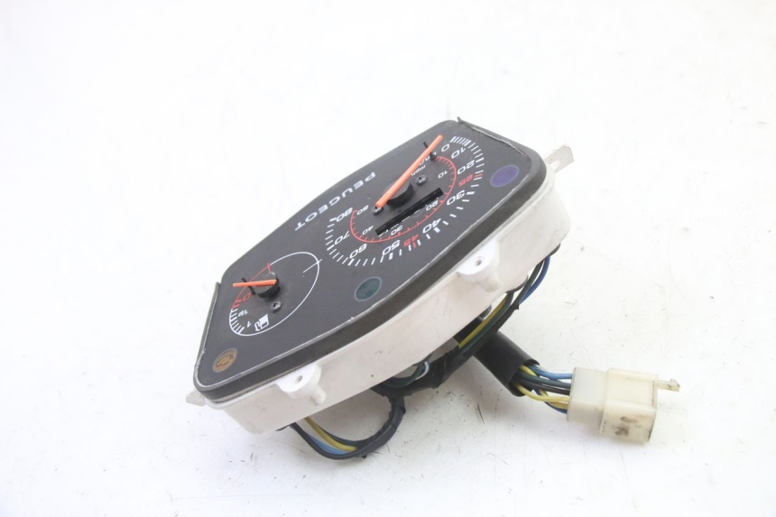 photo de LICZNIK PEUGEOT KISBEE 4T 50 (2018 - 2022) - Widok ogólny