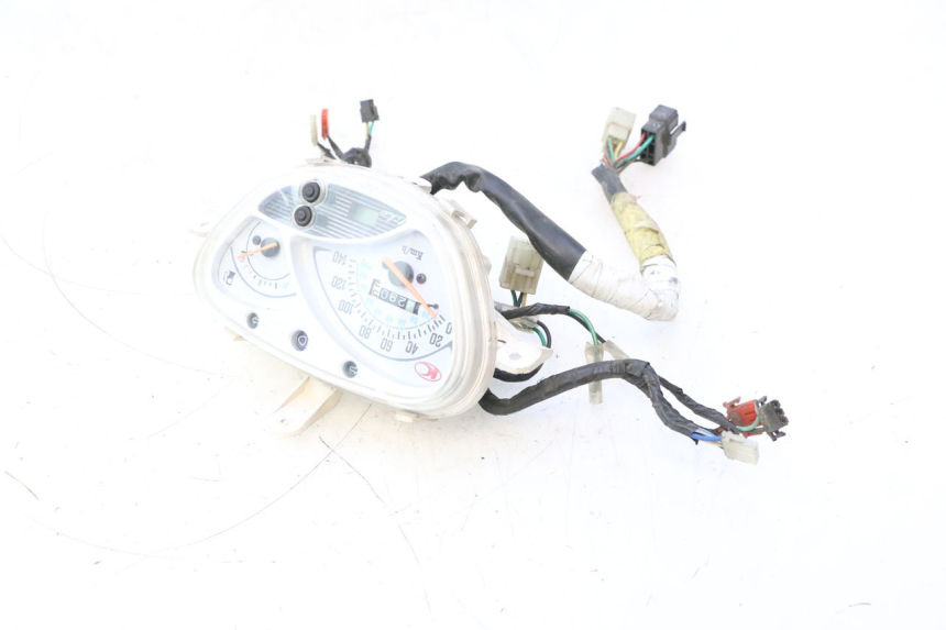 photo de LICZNIK KYMCO LIKE 125 (2009 - 2016) - Zbliżenie techniczne