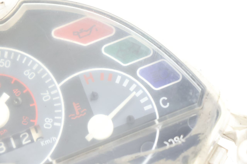 photo de LICZNIK PEUGEOT LUDIX BLASTER 50 (2006 - 2014) - Zoom stanu zużycia