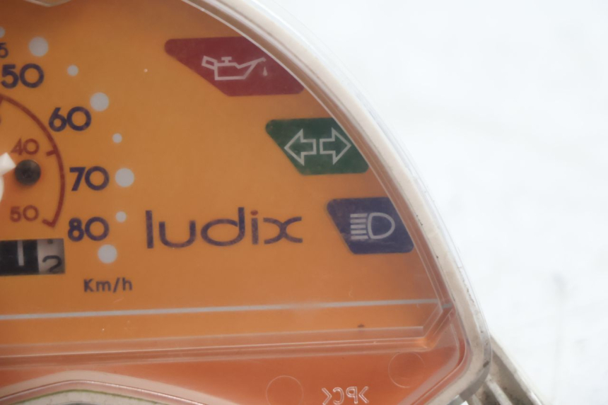 photo de LICZNIK PEUGEOT LUDIX PRO 2T 50 (2010 - 2017) - Zoom stanu zużycia