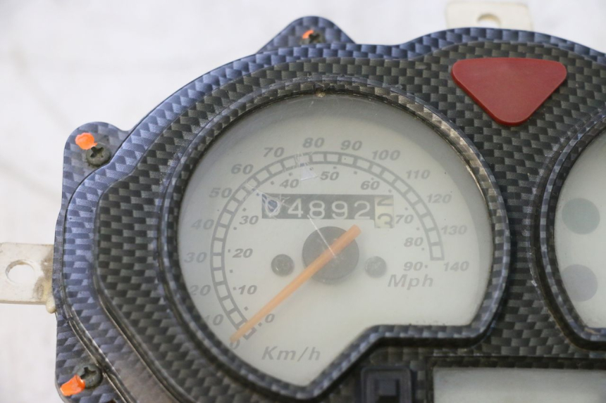 photo de LICZNIK KEEWAY MATRIX RX9 125 (2006 - 2007) - Zoom stanu zużycia