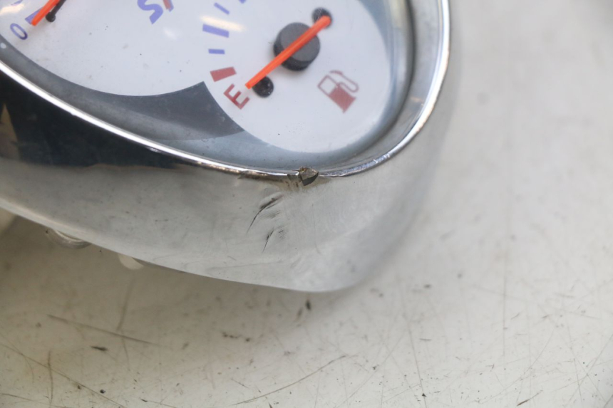 photo de LICZNIK SYM MIO 50 (2011 - 2017) - Inny kąt widzenia