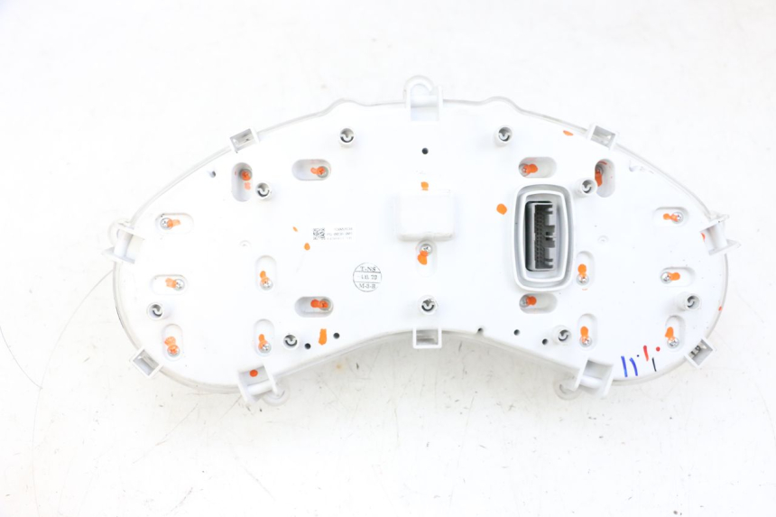 photo de LICZNIK PIAGGIO MP3 HPE 300 (2019 - 2026) - Zdjęcie dodatkowe