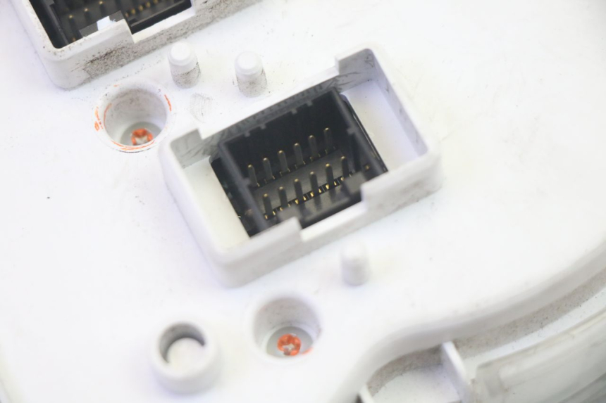 photo de LICZNIK PIAGGIO MP3 LT 400 (2007 - 2012) - Zbliżenie komponentów