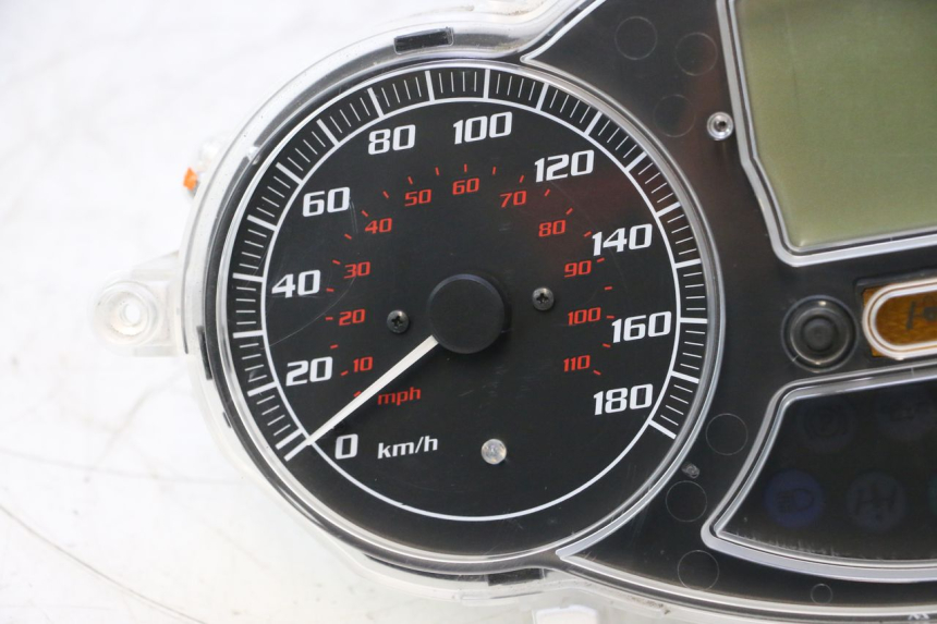 photo de LICZNIK PIAGGIO MP3 LT 400 (2007 - 2012) - Zdjęcie dodatkowe