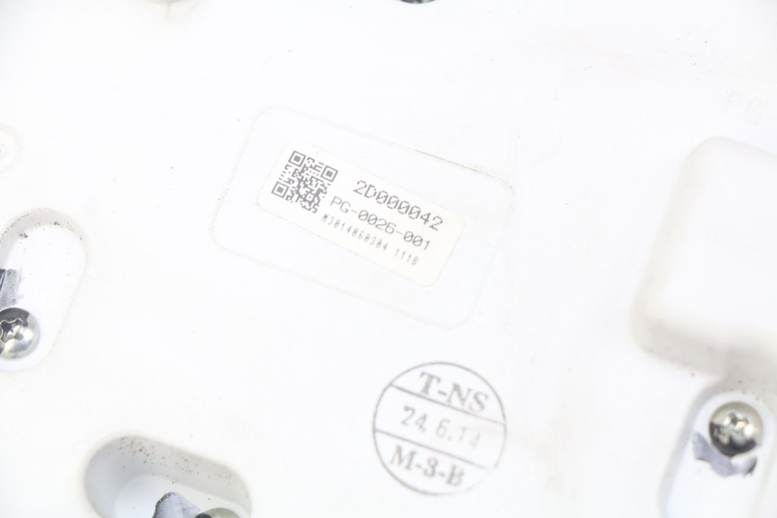photo de LICZNIK PIAGGIO MP3 500 (2014 - 2017) - Zbliżenie techniczne