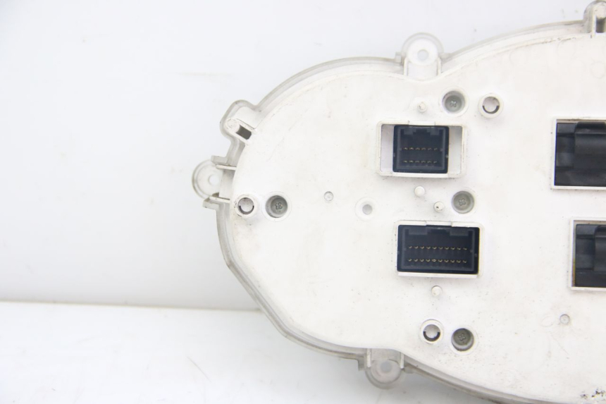 photo de LICZNIK PIAGGIO MP3 125 (2006 - 2014) - Oznaczenia i referencje