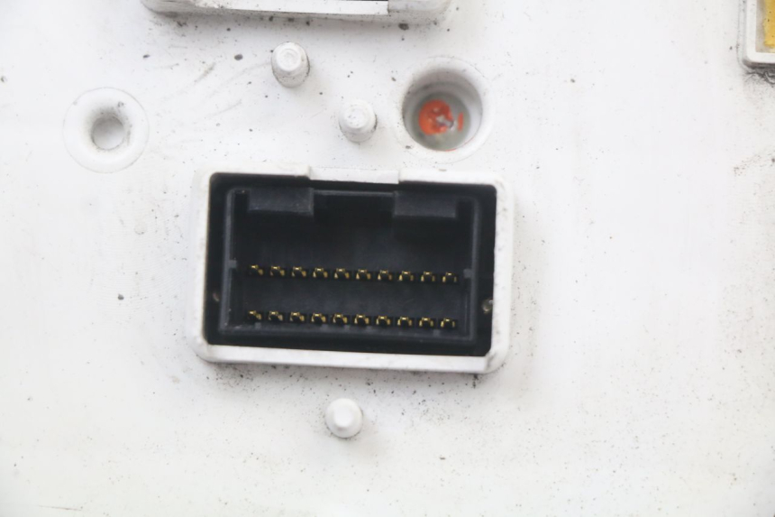 photo de LICZNIK PIAGGIO MP3 125 (2006 - 2014) - Widok produktu