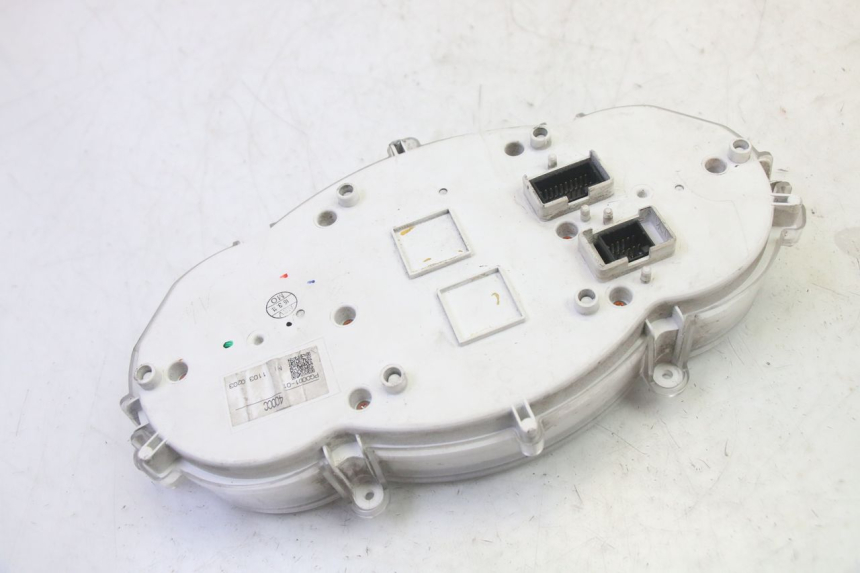 photo de LICZNIK PIAGGIO MP3 500 (2011 - 2015) - Widok produktu