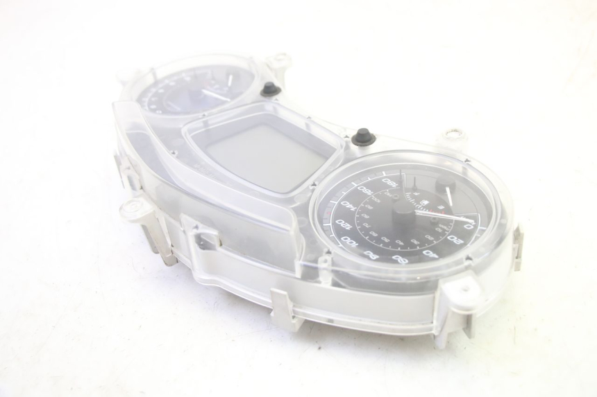 photo de LICZNIK PIAGGIO MP3 500 (2016 - 2018) - Punkty mocowania