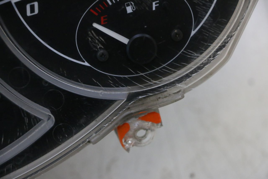 photo de LICZNIK PIAGGIO MP3 RL 250 (2006 - 2010) - Zoom jakości