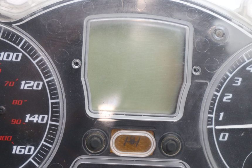 photo de LICZNIK PIAGGIO MP3 125 (2006 - 2014) - Zoom stanu zużycia